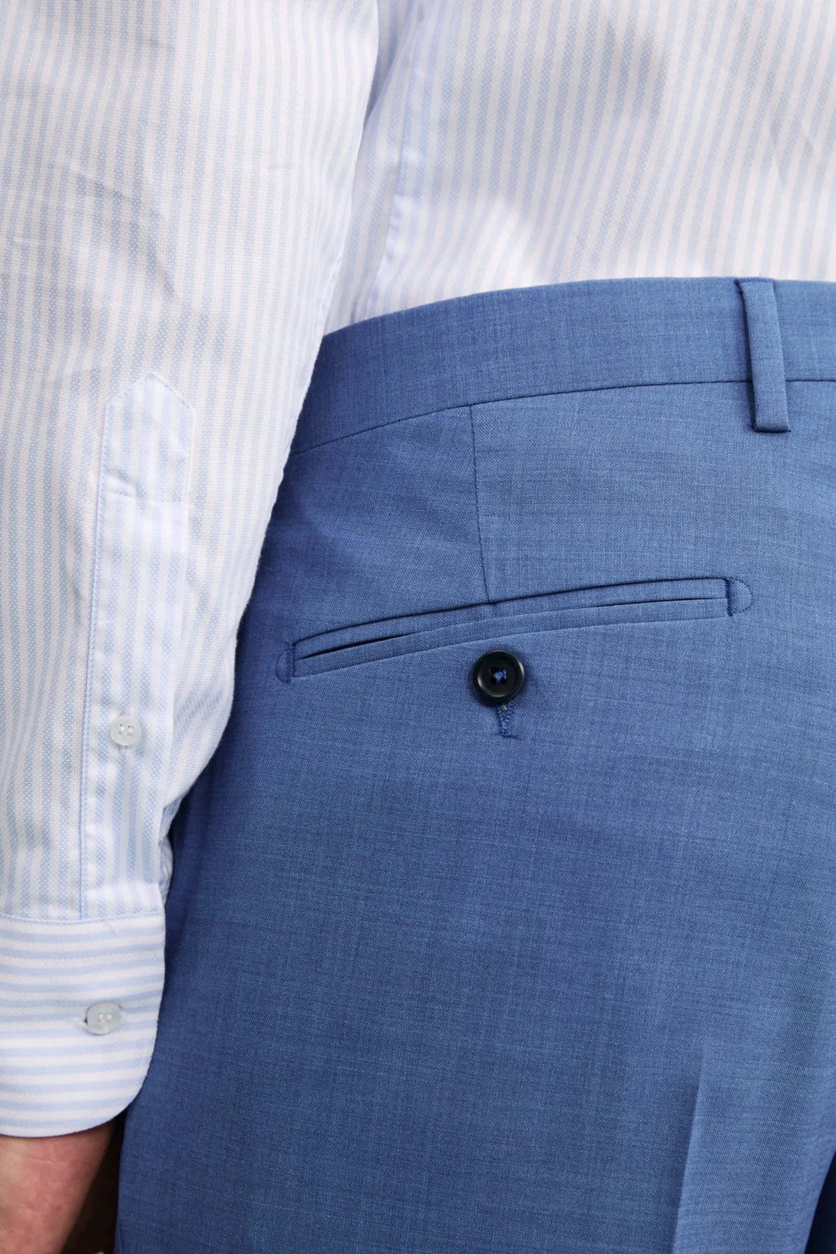 Abito Doppiopetto Slim Fit con Revers a Lancia - ROYAL