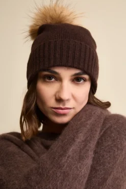 Berretto in Cashmere con Pompon - CAFFE