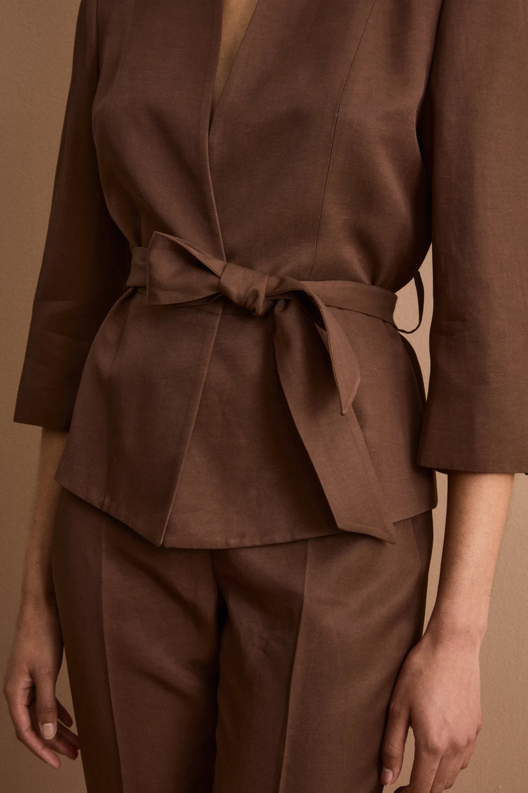 Blazer Foderato da Cerimonia in Raso con Cintura - CIOCCOLATO
