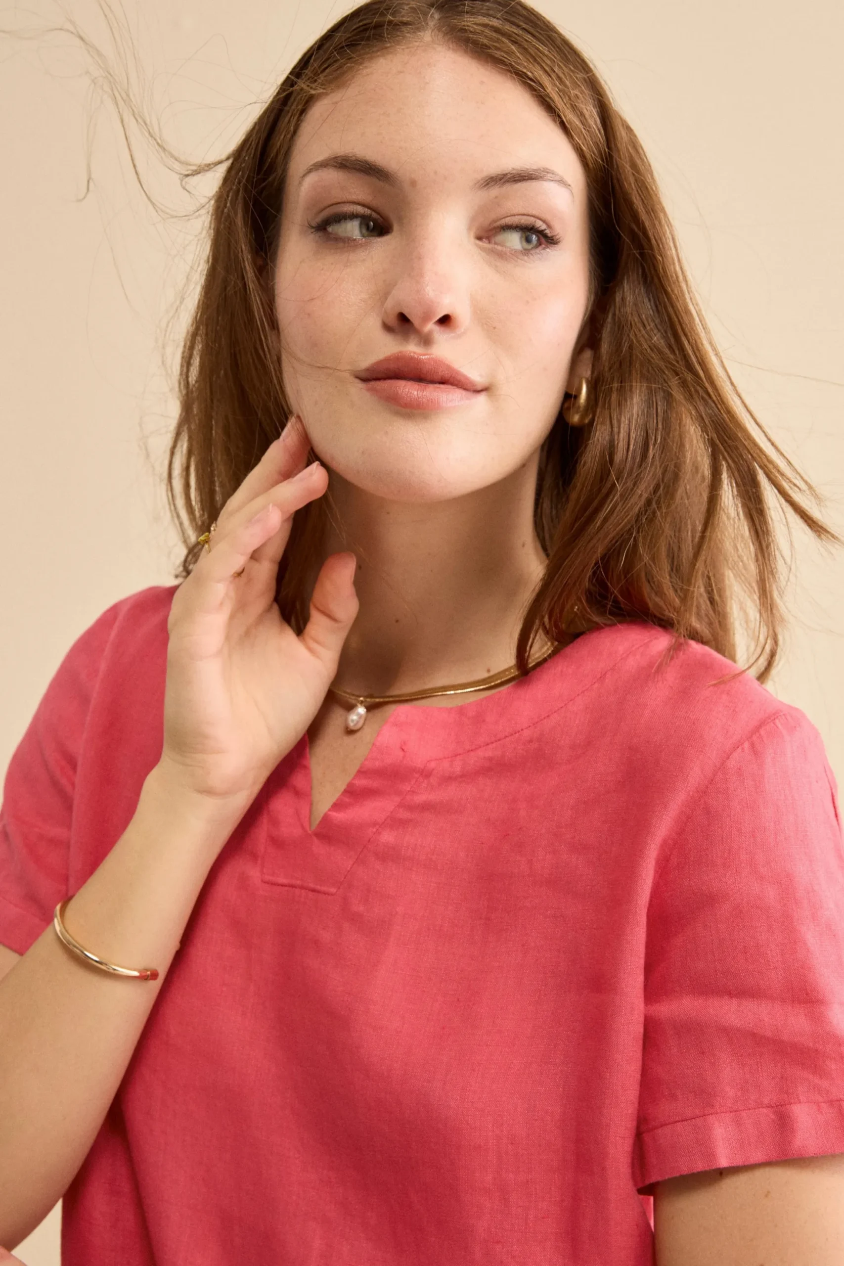 Blusa Morbida Girocollo in Lino - CORALLO
