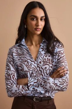 Blusa Over con Scollo a V in Fantasia Jacquard - FANT. MORO