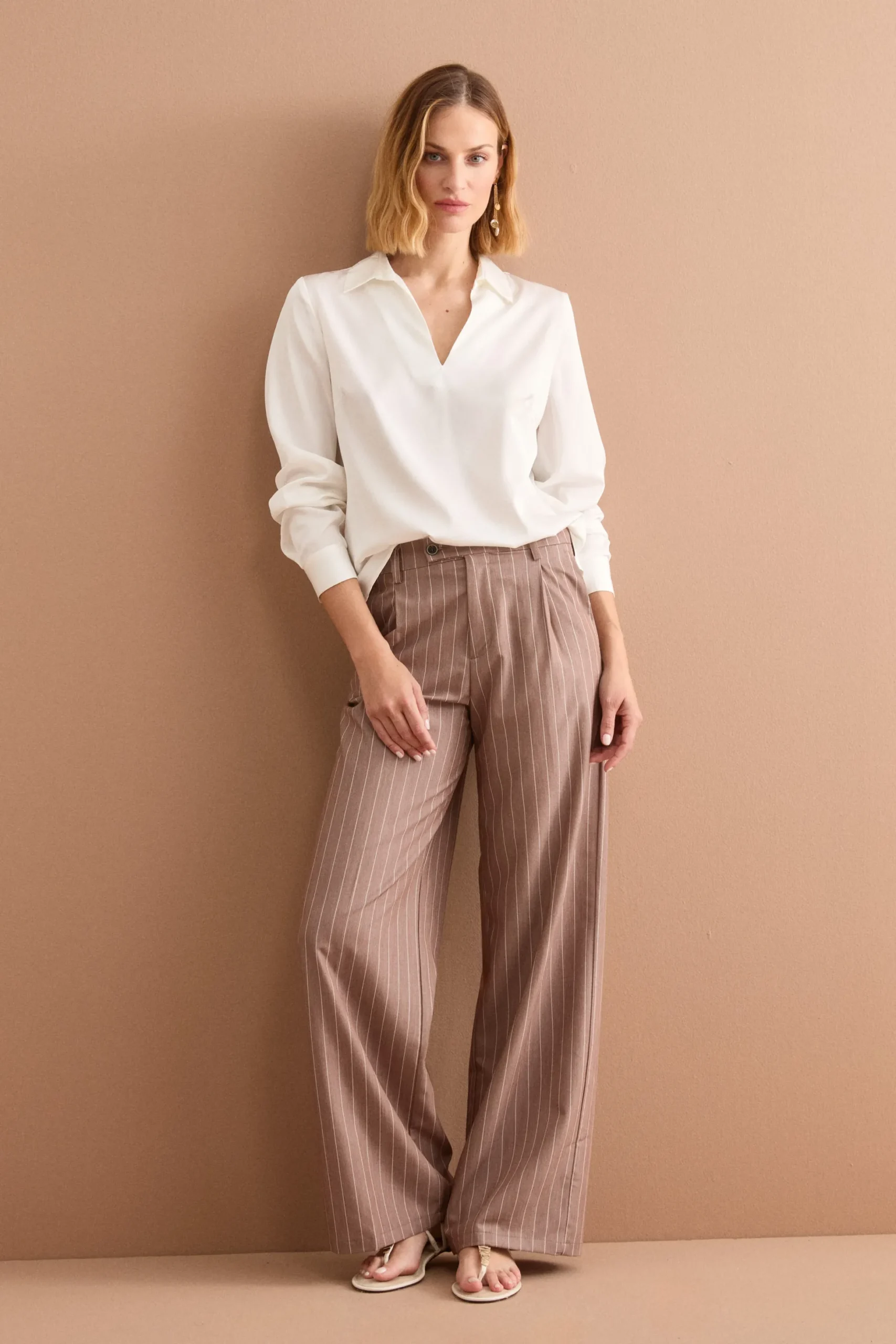 Blusa Over Elegante con Collo a Camicia - PANNA