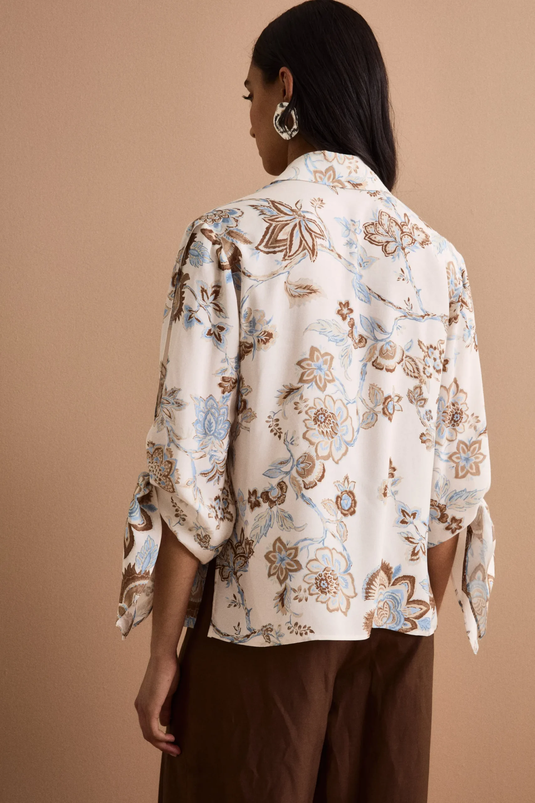 Camicia Habotai da Cerimonia con Fiocco - FANT. MARRONE