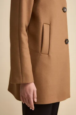 Cappotto Corto Foderato con Collo Alto - CUOIO