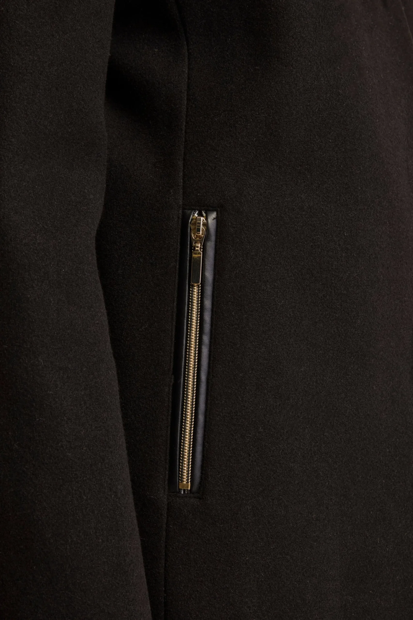Cappotto Midi in Misto Lana con Alamaro - NERO