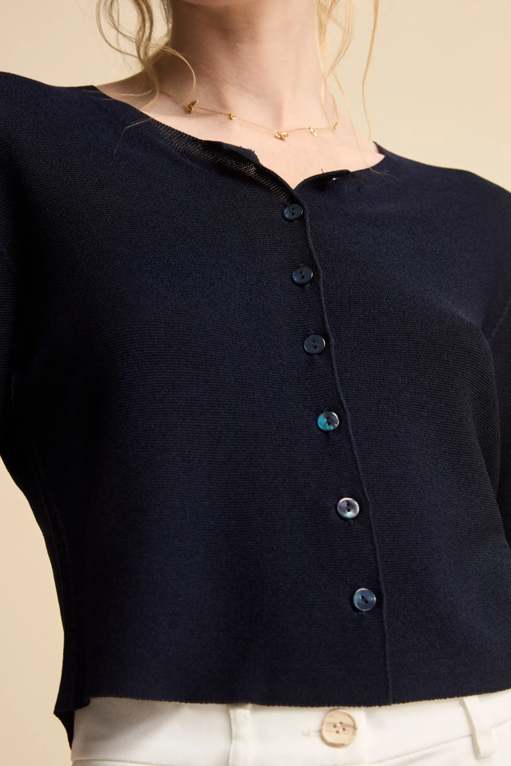 Cardigan corto con bottoni - BLU