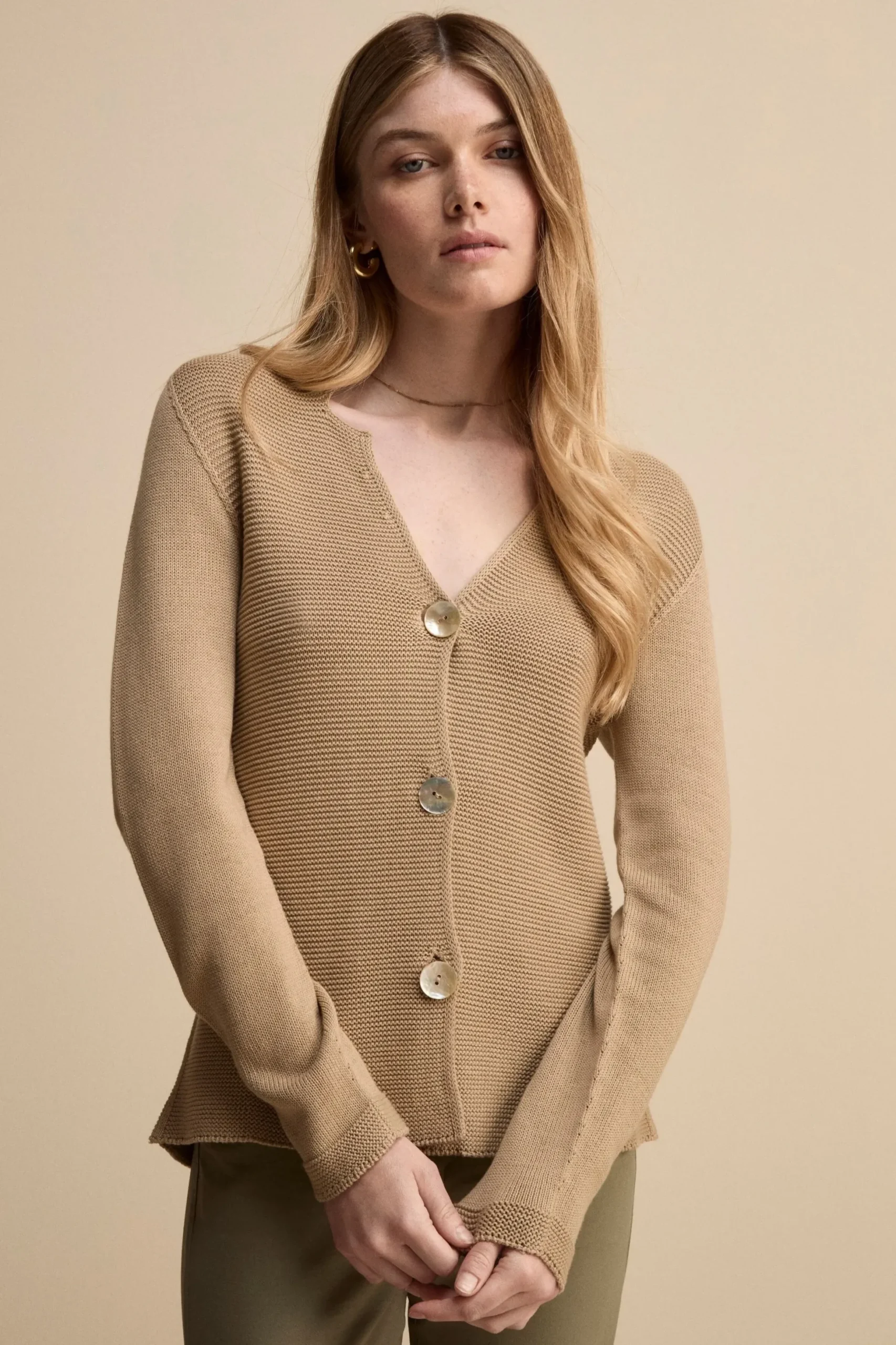 Cardigan Links Scollo a V in Cotone - BEIGE