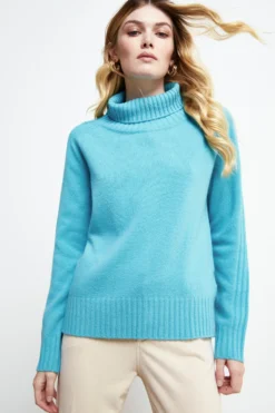 Dolcevita Raglan in Lana e Cashmere - ACQUAMARINA