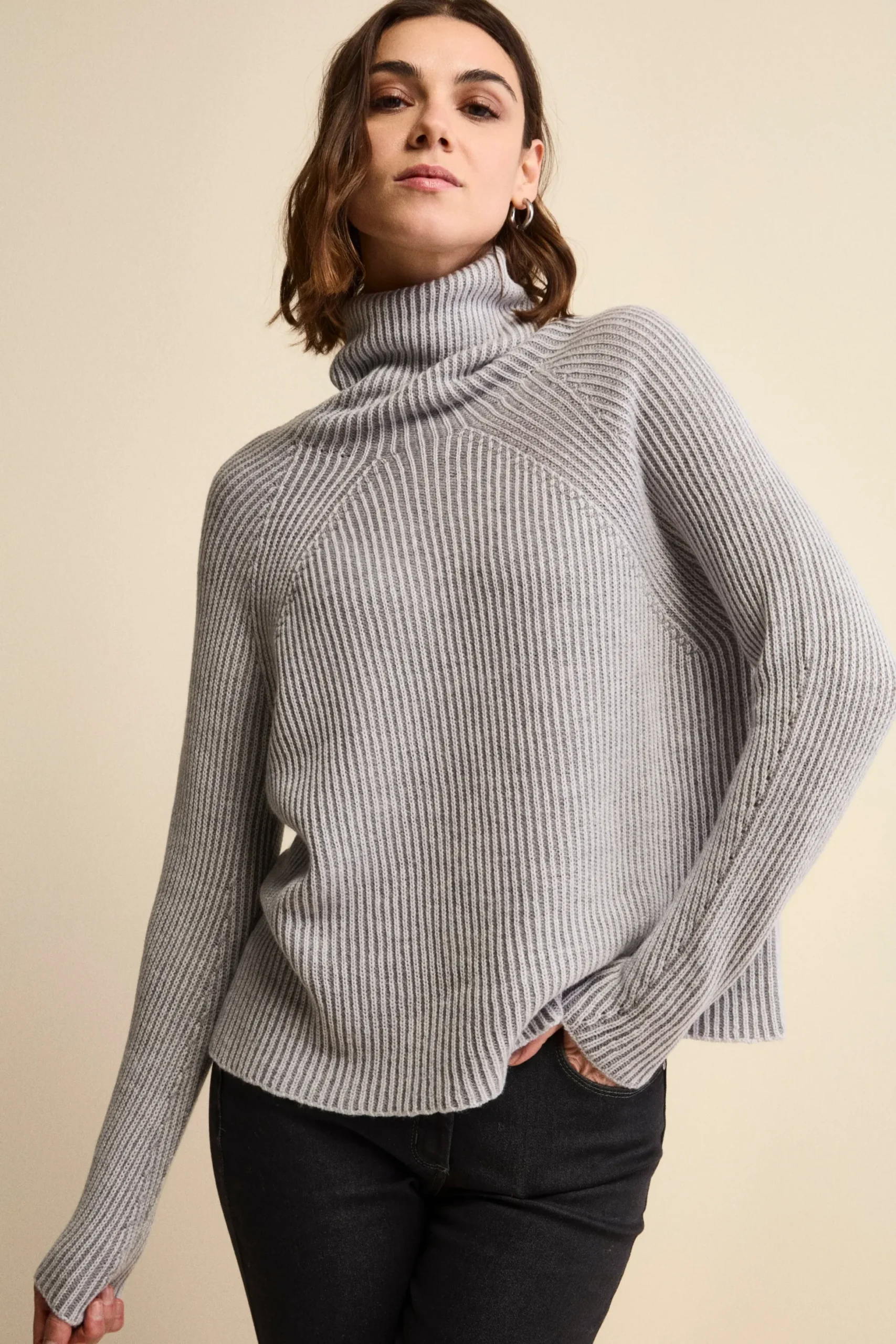 Dolcevita Raglan in Lana Merino a Coste Inglese - FANT. GRIGIO