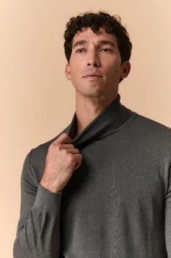 Dolcevita Uomo in Lana Merino - FUMO