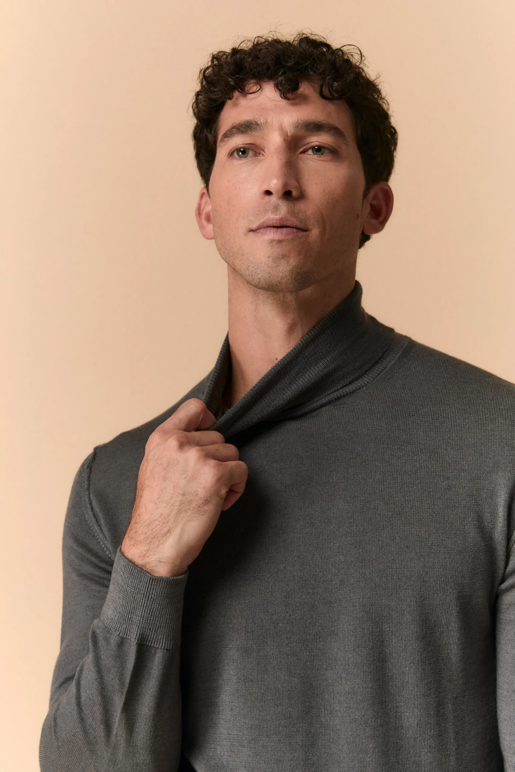 Dolcevita Uomo in Lana Merino - FUMO