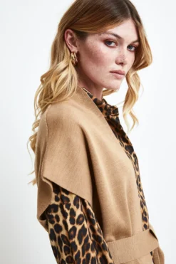 Gilet con frange - CAMMELLO