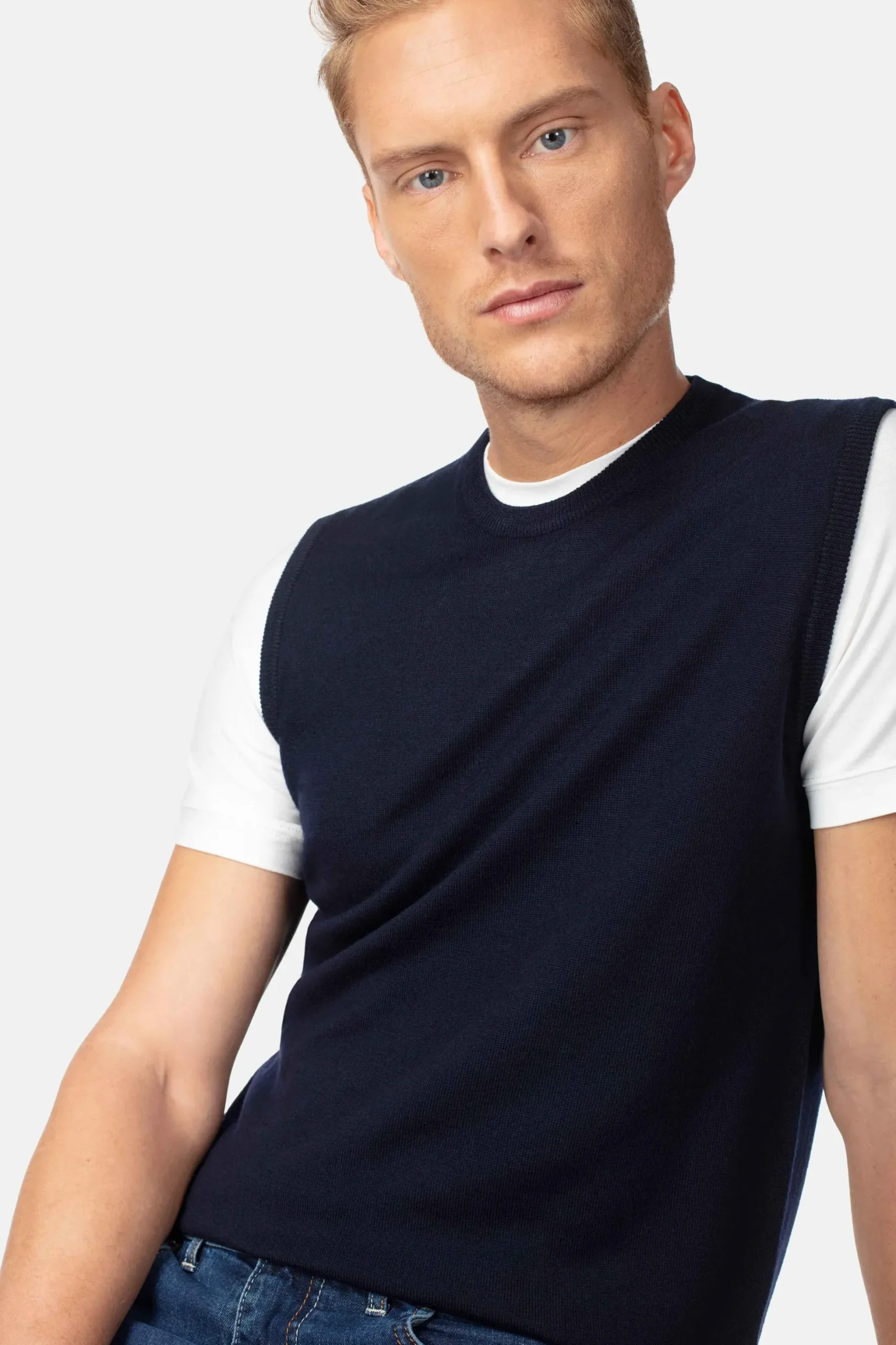 Gilet girocollo in lana - BLU