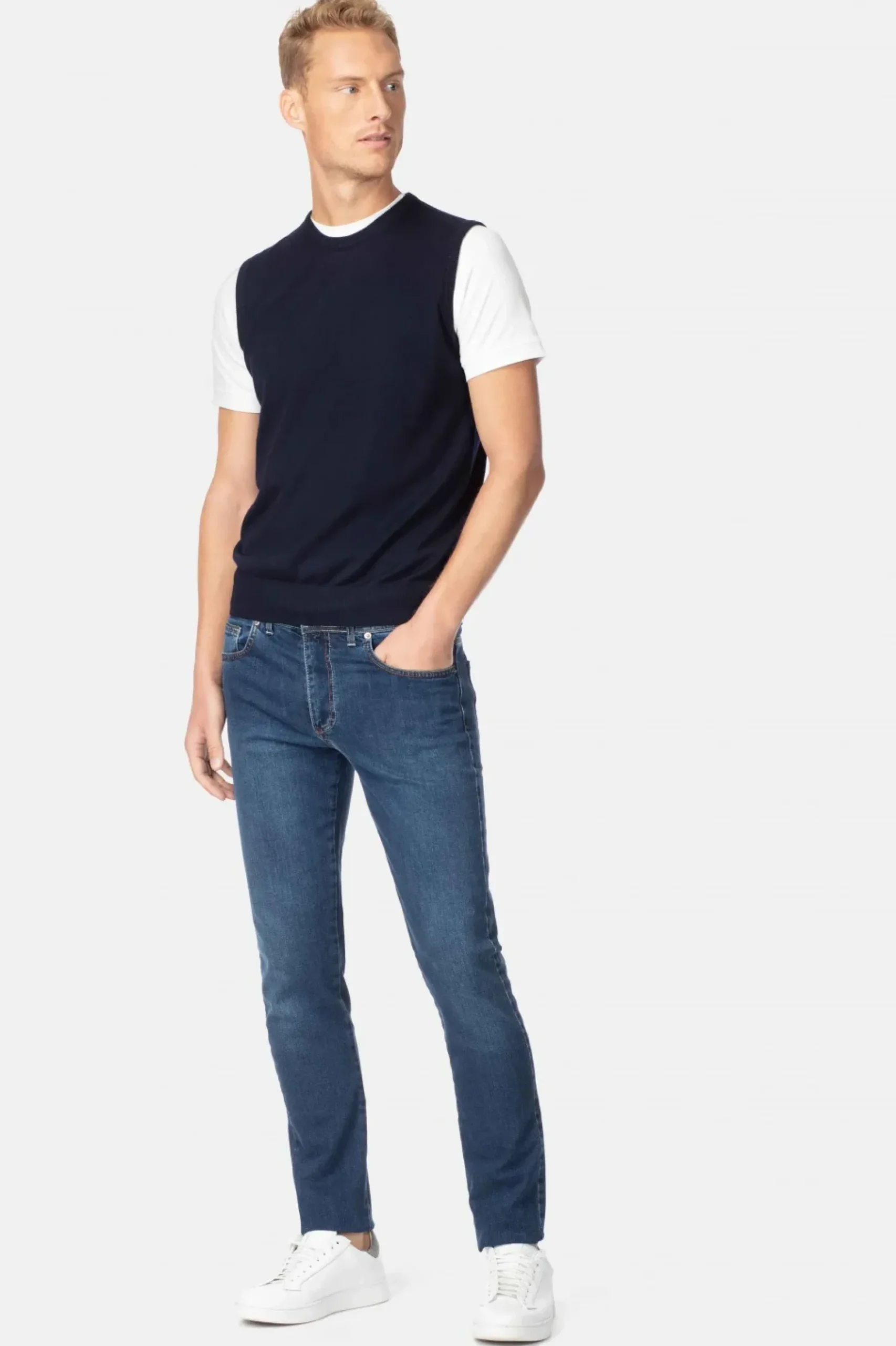Gilet girocollo in lana - BLU