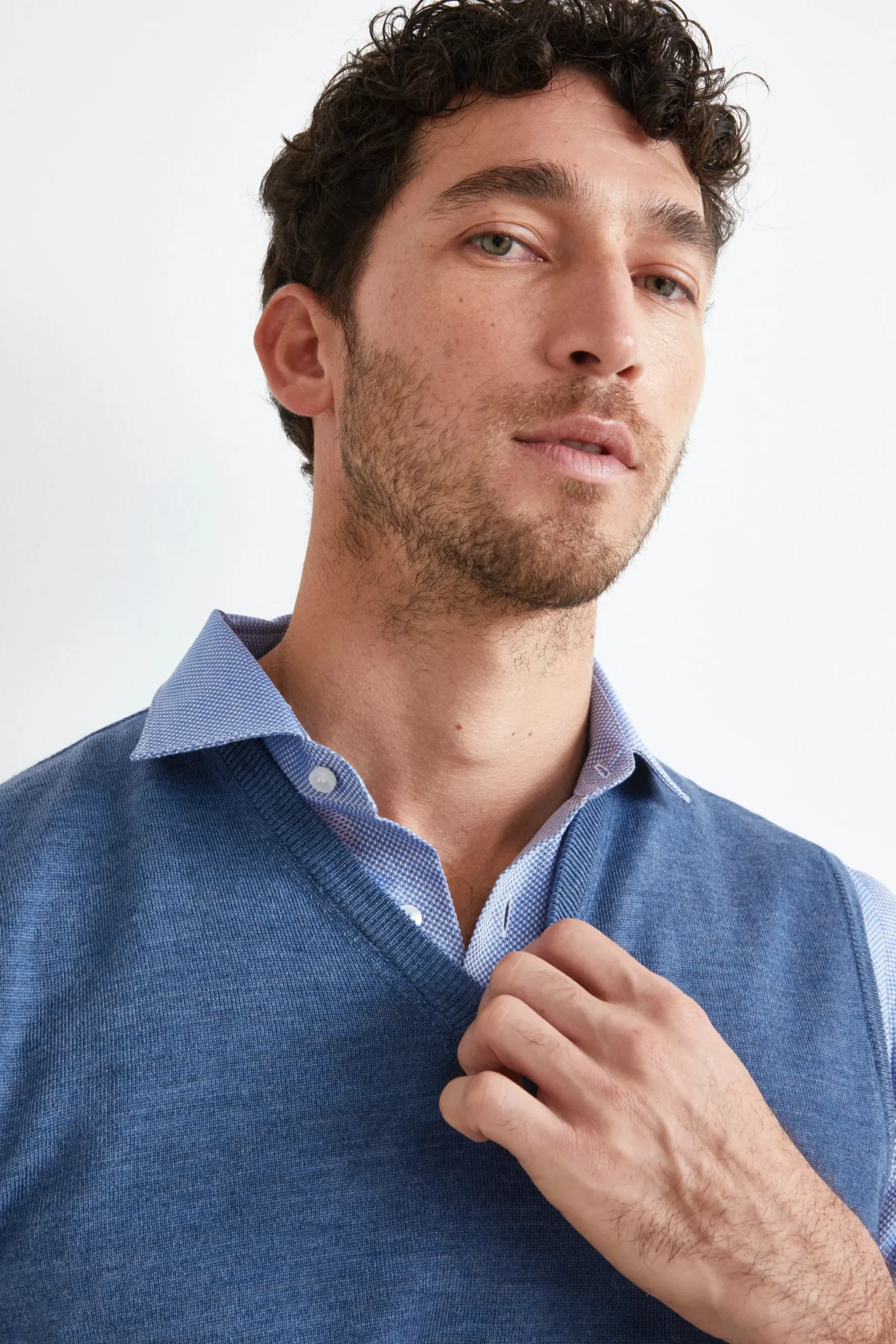 Gilet Scollo a V in Lana Merino - JEANS