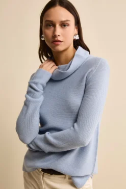 Maglia con Spacchi in Lana Merino - AZZURRO