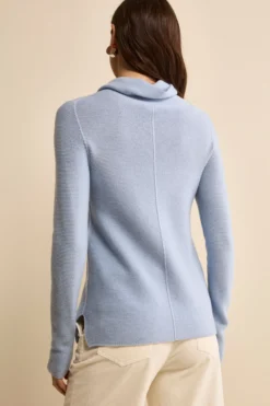 Maglia con Spacchi in Lana Merino - AZZURRO