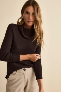 Maglia con Spacchi in Lana Merino - T.MORO