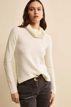 Maglia con Spacchi in Lana Merino - ECRU