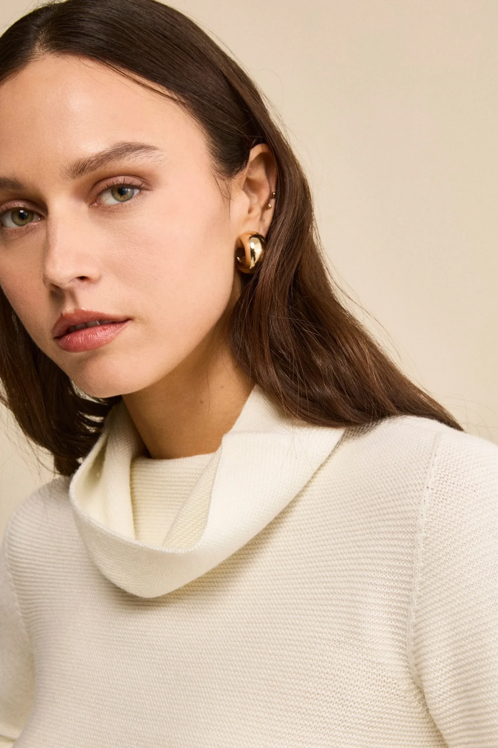 Maglia con Spacchi in Lana Merino - ECRU