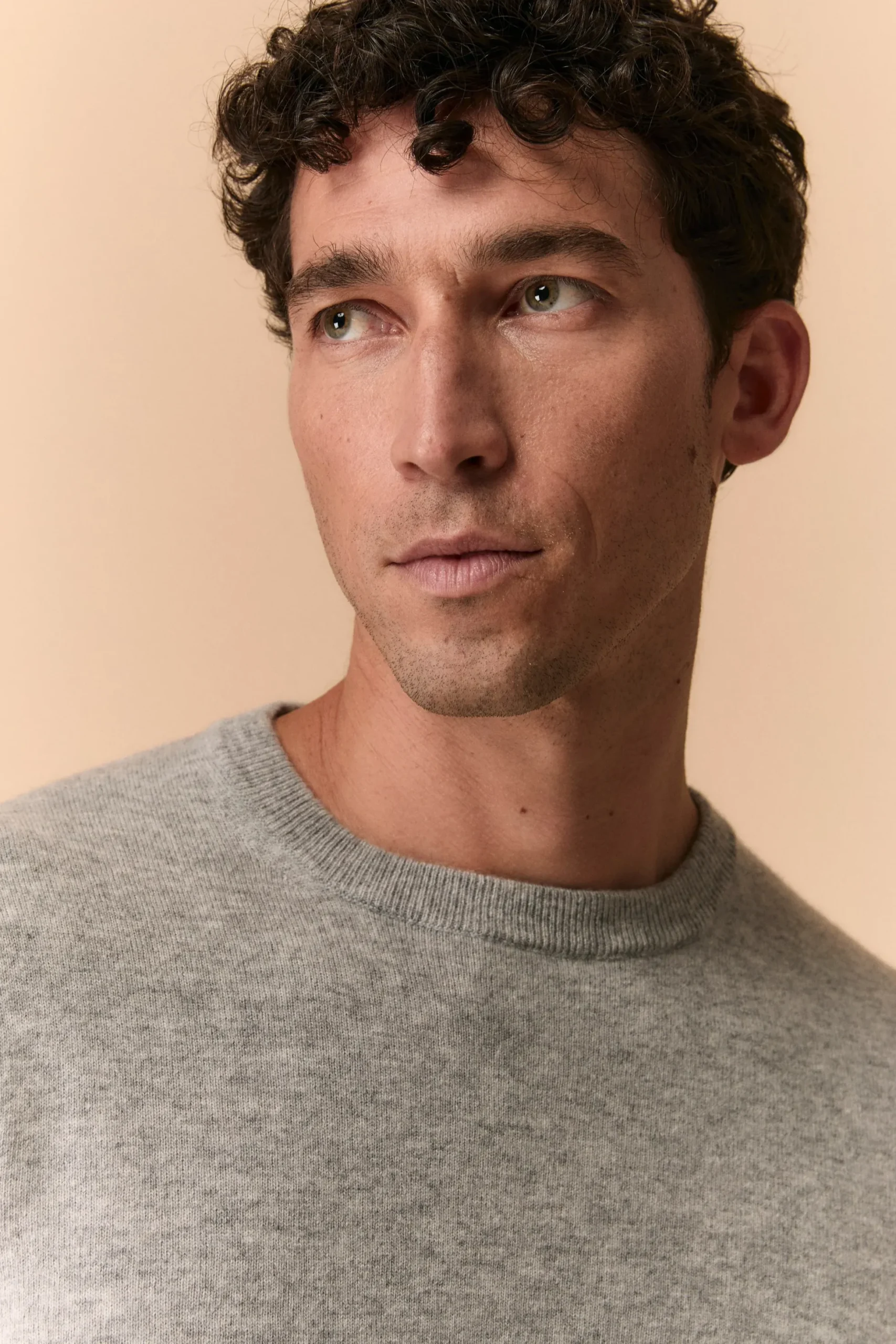 Maglia girocollo in lana - GRIGIO CHIARO