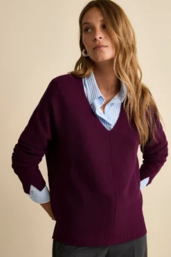Maglia Over Scollo a V in Lana Merino - PRUGNA