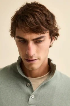 Maglia Serafino in Lana e Cashmere - VERDINO