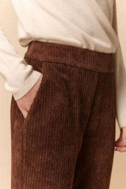Pantalone a Zampa in Velluto - CANNELLA