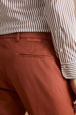 Pantalone Carrot in Misto Lino con Pinces e Risvolto - BRUCIATO