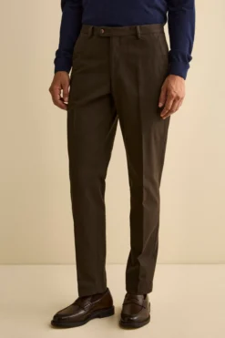Pantalone Chino Regular Fit in Gabardina - MARRONE