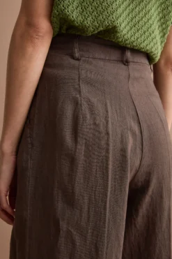 Pantalone Gamba Larga in Lino con Pinces - T.MORO