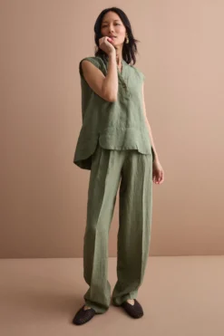 Pantalone Gamba Larga in Lino con Pinces - VERDE MILITARE