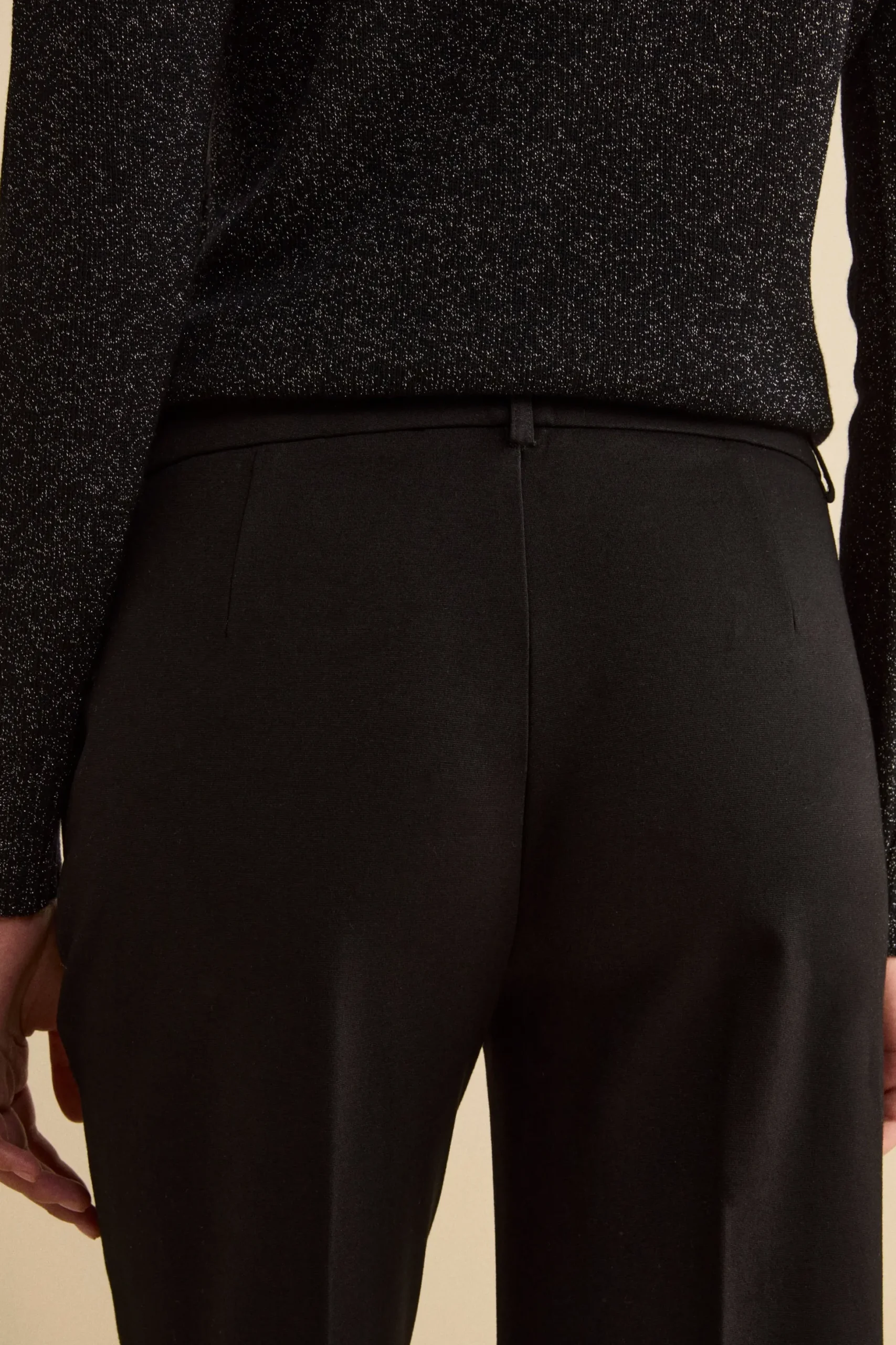 Pantalone Gaucho in Jersey con Pieghe - NERO