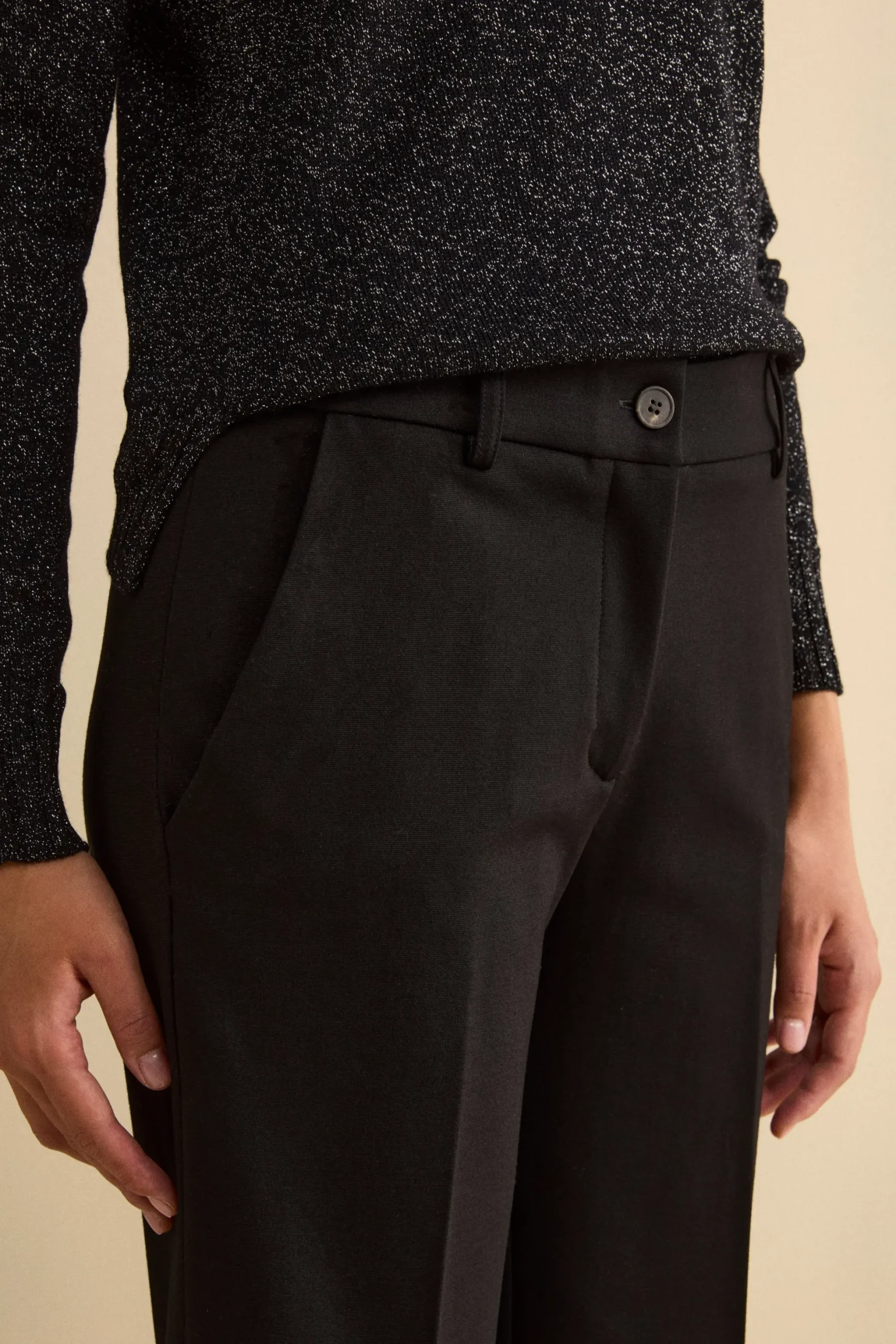 Pantalone Gaucho in Jersey con Pieghe - NERO
