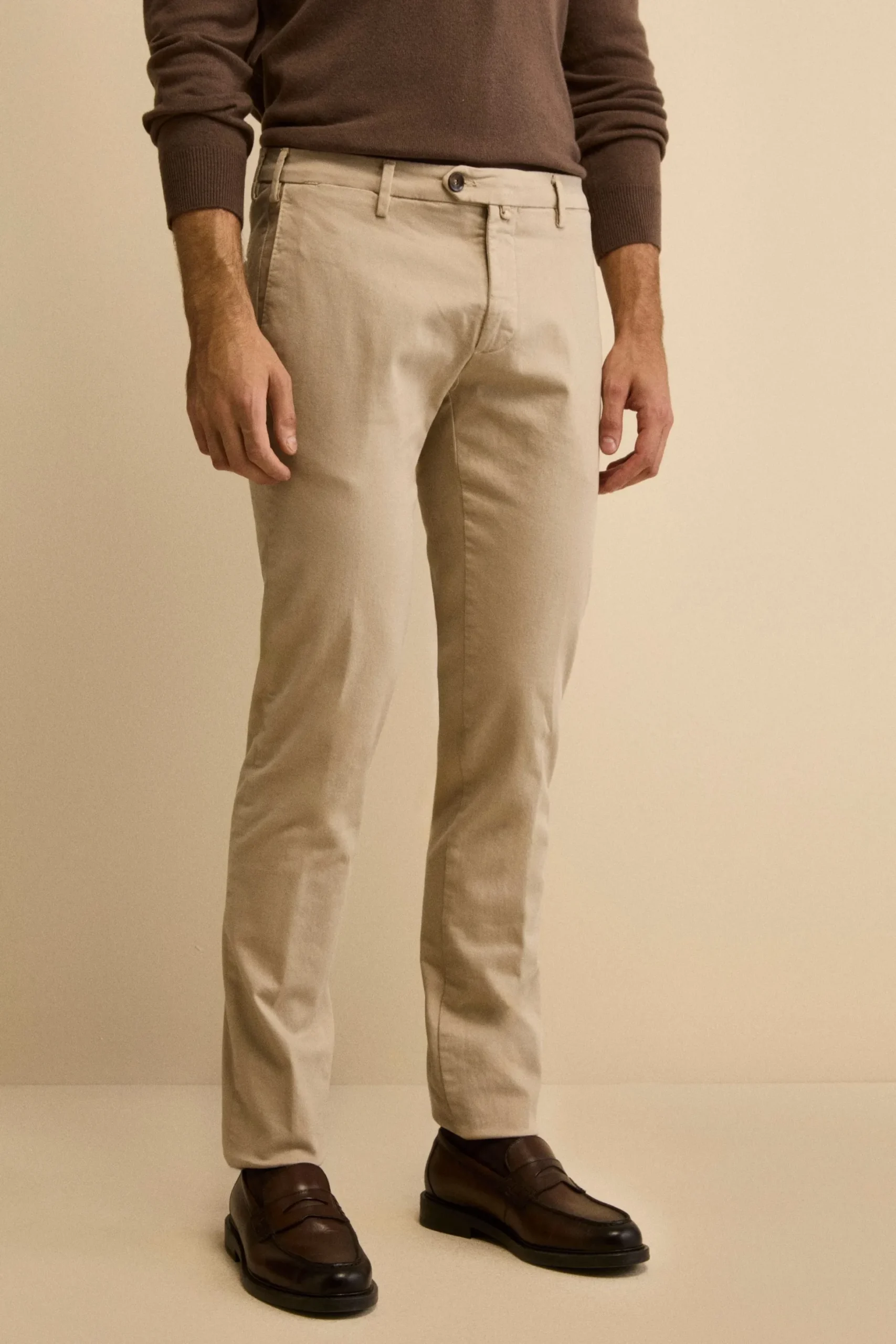 Pantalone Slim Fit in Gabardina Stretch - SABBIA