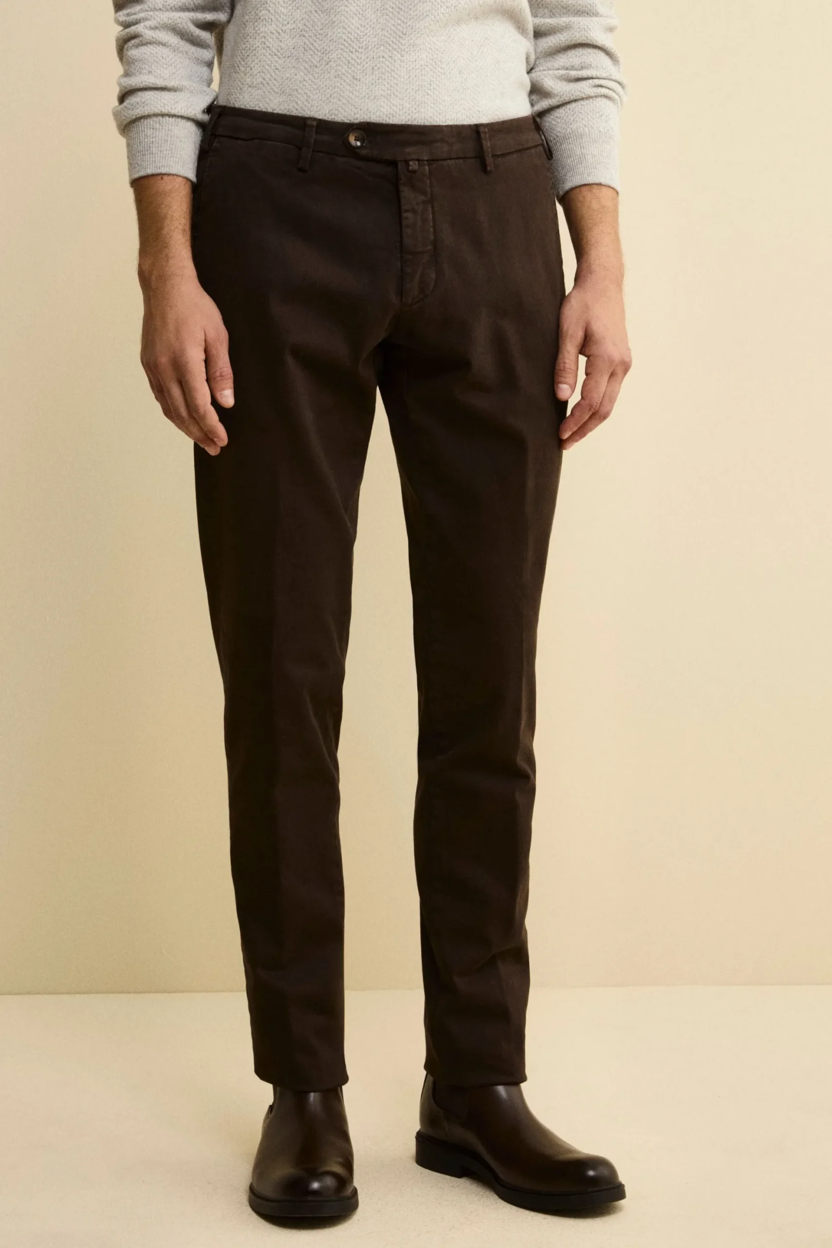 Pantalone Slim Fit in Gabardina Stretch - MARRONE