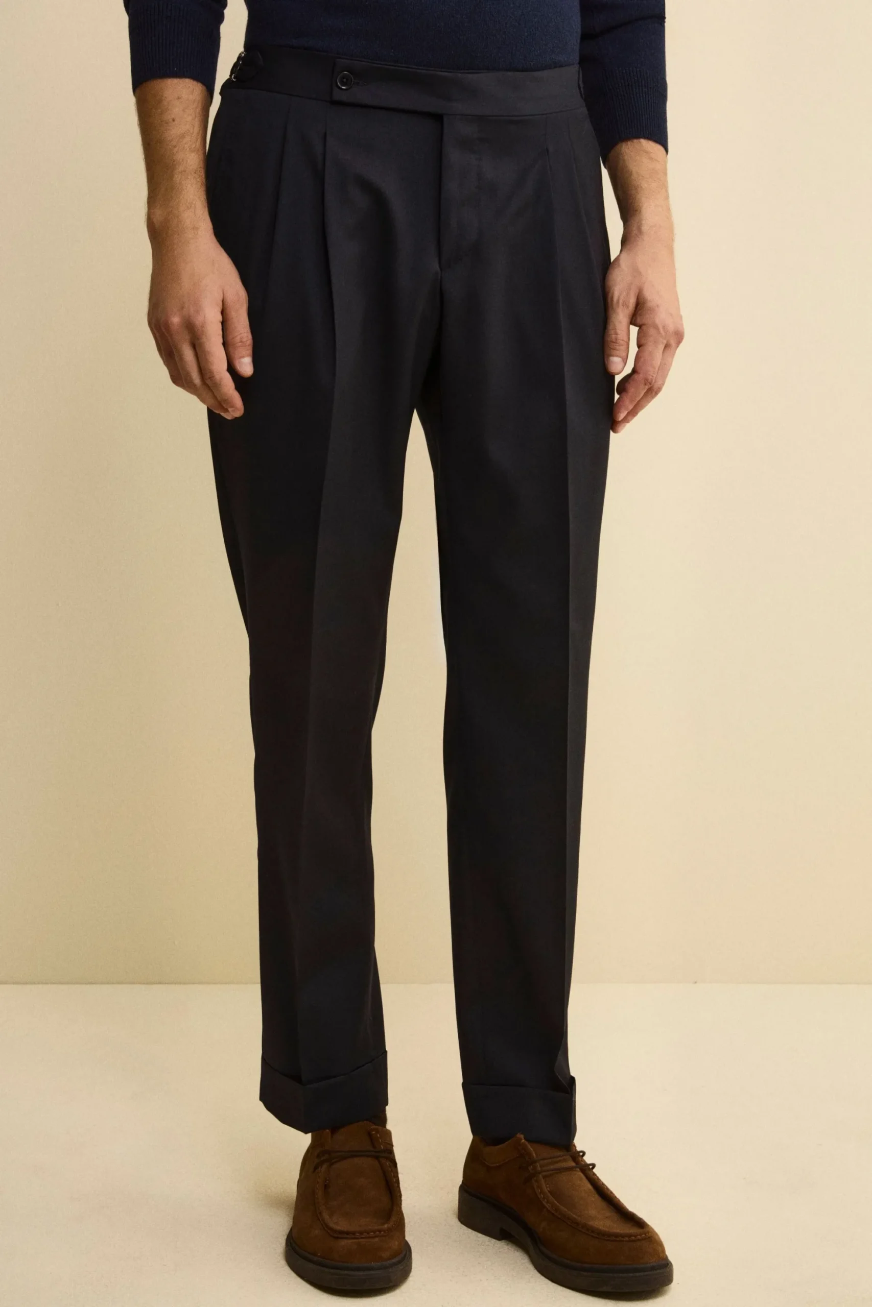Pantalone Straight in Lana Vergine con Pinces e Risvolto - BLU