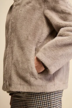 Pelliccia con Zip e Cappuccio - GRIGIO