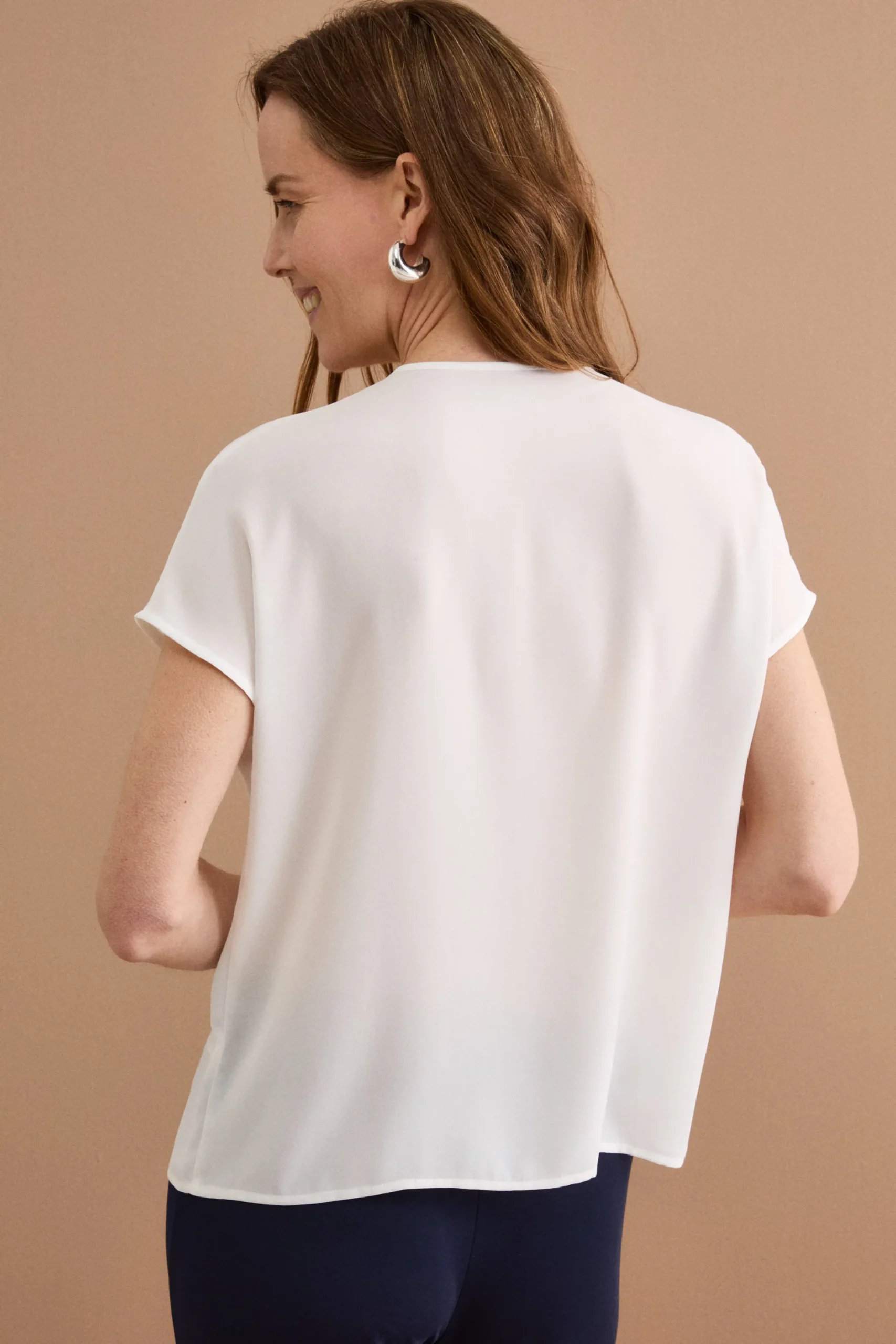 Top Elegante in Doppia Georgette con Volant - PANNA