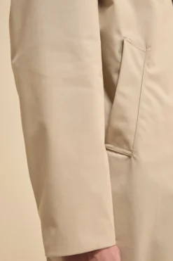 Trench Impermeabile con Pettorina - BEIGE