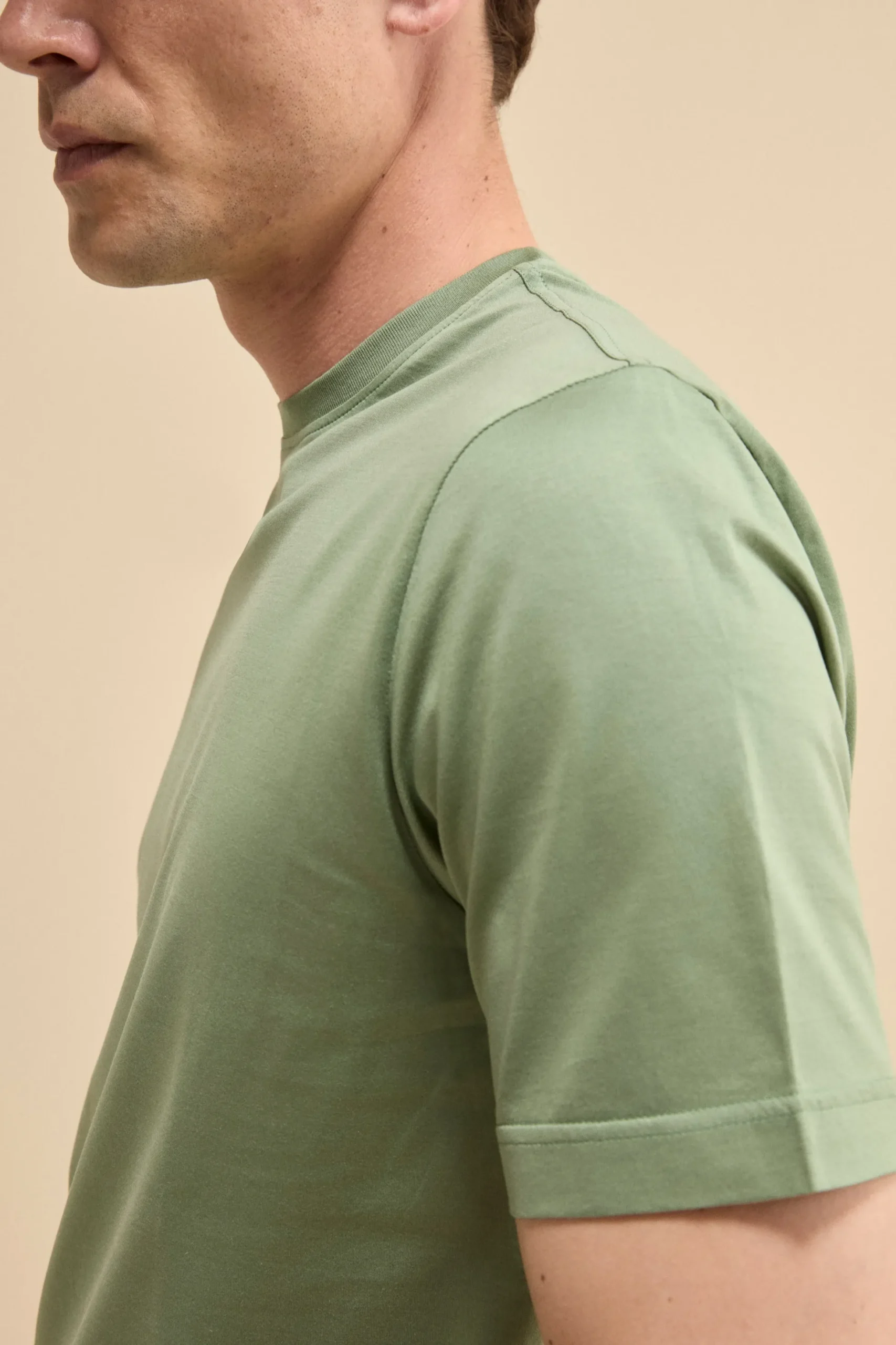 T-Shirt Slim in Filo di Scozia - VERDINO